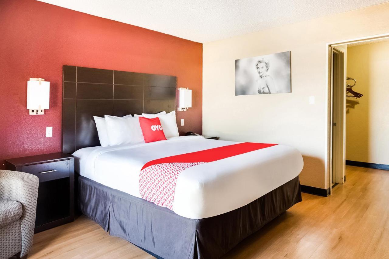 Oyo Hotel Tyler Northwest Mineola Hwy ภายนอก รูปภาพ